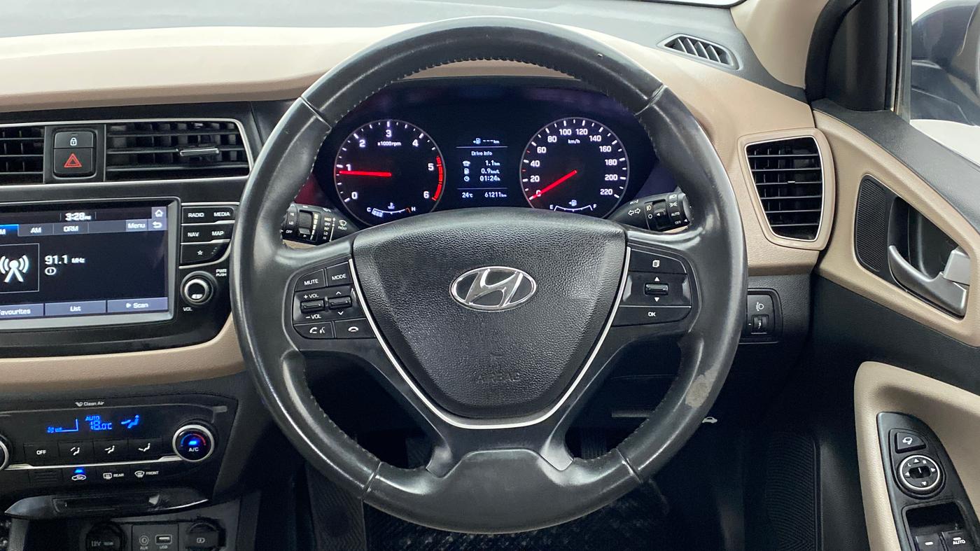 2018 Hyundai Elite i20 1.4 CRDI ASTA (O), Diesel, Manual, 61,265 km, Steering Wheel Close Up
