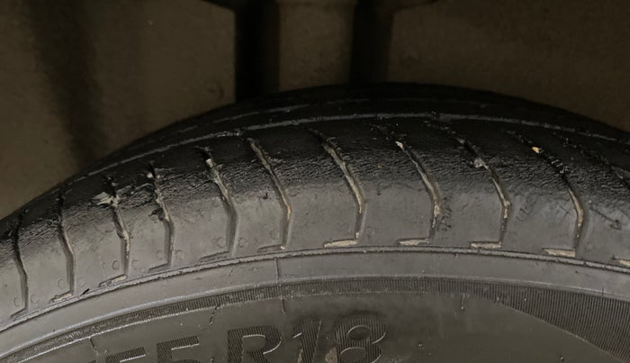 2024 MG HECTOR PLUS SHARP PRO 2.0 TURBO DIESEL 7 STR, Diesel, Manual, 25,742 km, Right Rear Tyre Tread