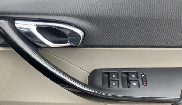2016 Tata Tiago XZ PETROL, Petrol, Manual, 51,460 km, Driver Side Door Panels Control