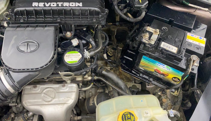 2016 Tata Tiago XZ PETROL, Petrol, Manual, 51,460 km, Engine View - Left