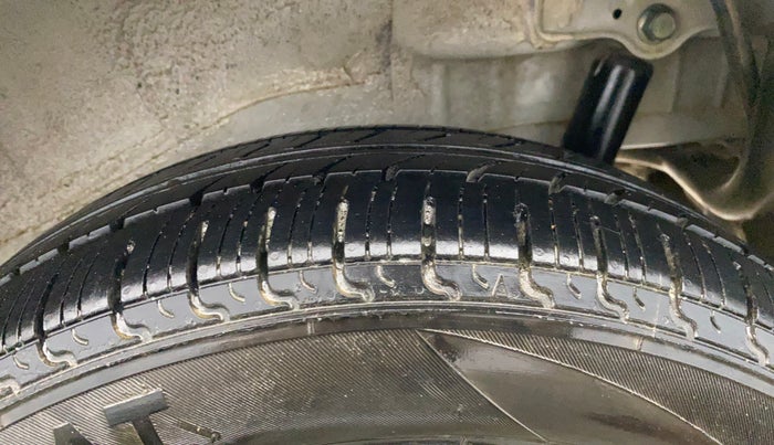 2017 Maruti Wagon R 1.0 VXI AMT, Petrol, Automatic, 39,574 km, Left Rear Tyre Tread