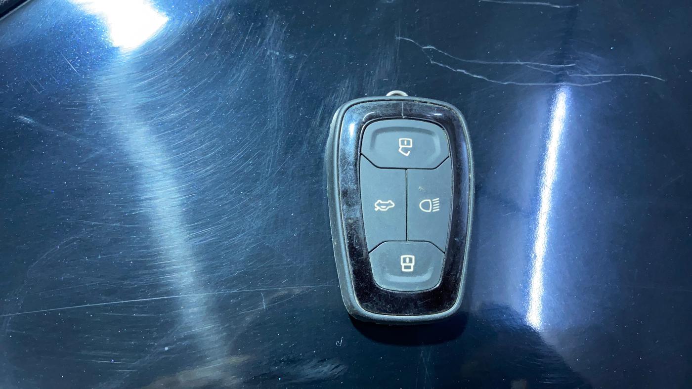 2022 Tata ALTROZ XZ PLUS PETROL DARK EDITION, Petrol, Manual, 71,467 km, Key Close Up