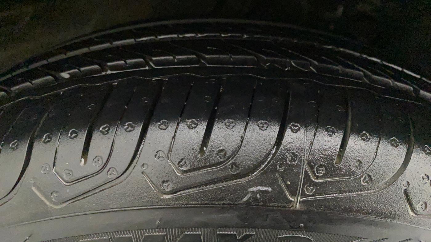 2010 Honda City 1.5L I-VTEC S MT, Petrol, Manual, 1,14,432 km, Right Rear Tyre Tread