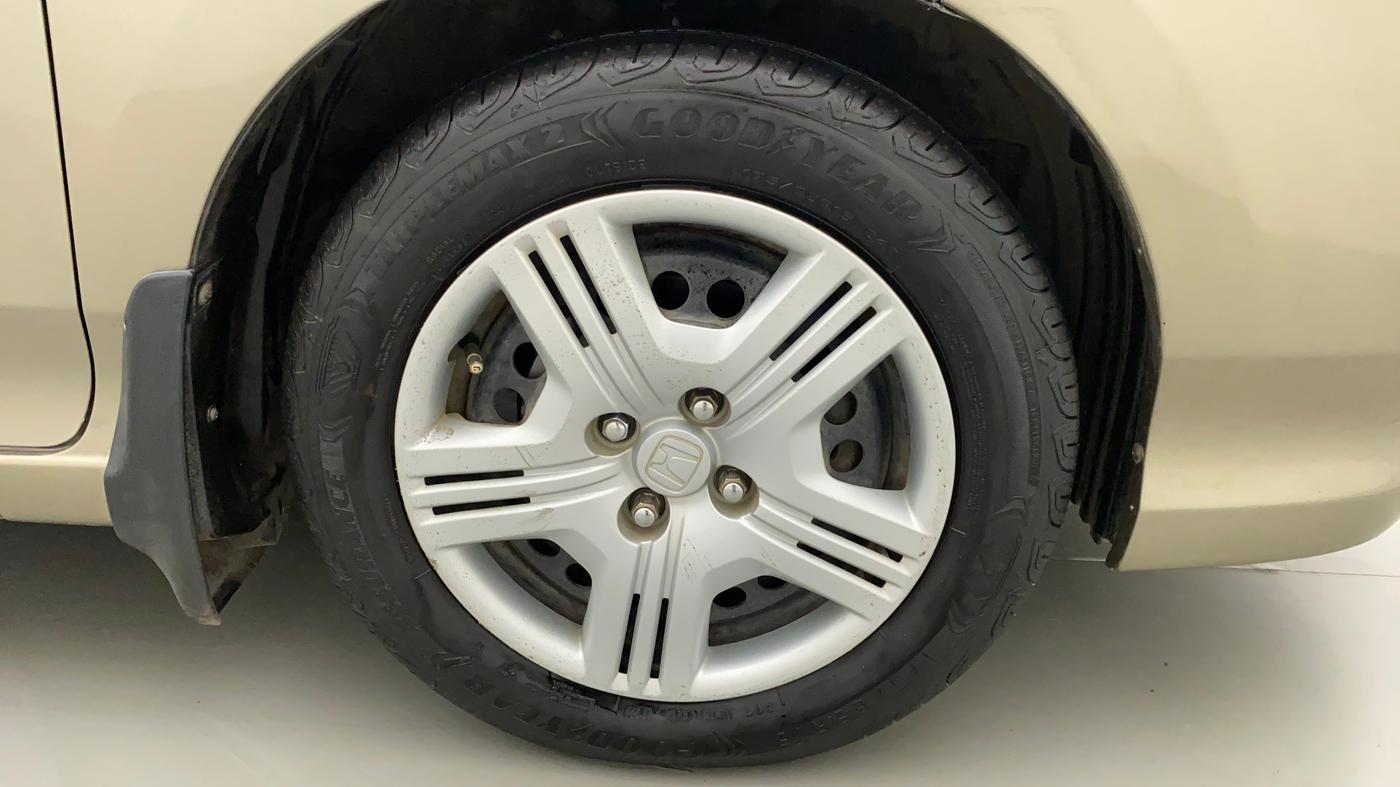 2010 Honda City 1.5L I-VTEC S MT, Petrol, Manual, 1,14,432 km, Right Front Wheel