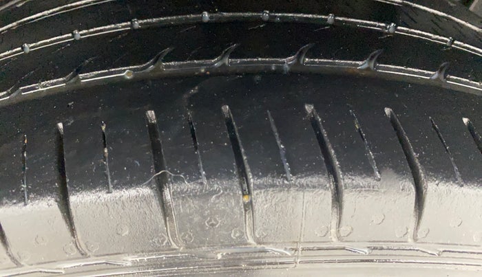 2020 KIA SELTOS HTX IVT 1.5 PETROL, Petrol, Automatic, 76,401 km, Left Rear Tyre Tread