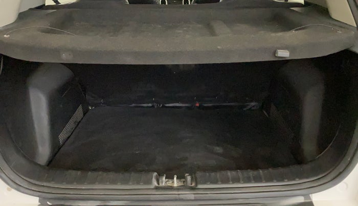 2021 KIA SONET HTK PLUS 1.2, Petrol, Manual, 56,768 km, Boot Inside