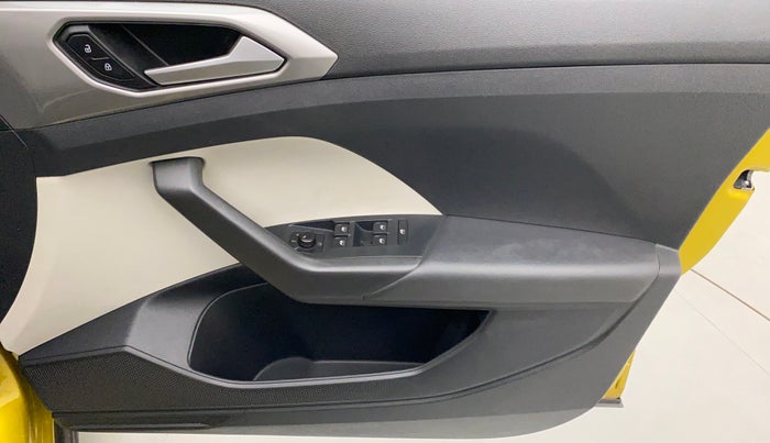 2021 Volkswagen TAIGUN GT PLUS 1.5 TSI DSG, Petrol, Automatic, 42,745 km, Driver Side Door Panels Control