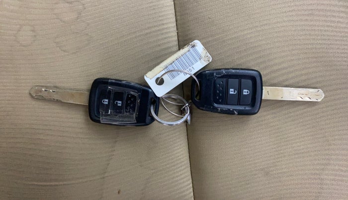 2016 Honda City 1.5L I-VTEC SV, Petrol, Manual, 50,614 km, Key Close Up