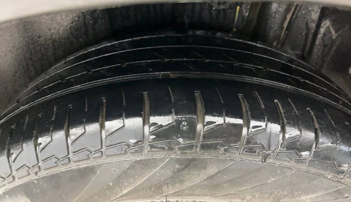 2022 Maruti S Cross SIGMA 1.5, Petrol, Manual, 42,260 km, Left Rear Tyre Tread