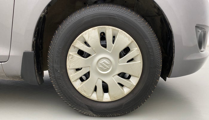 2012 Maruti Swift VXI, Petrol, Manual, 24,011 km, Right Front Wheel