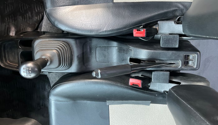 2021 Maruti Eeco TOUR V 5 SEATER, Petrol, Manual, 50,865 km, Gear Lever