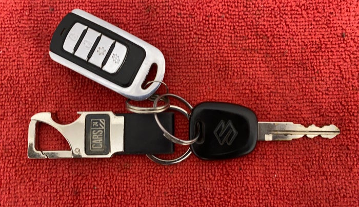 2018 Maruti Wagon R 1.0 LXI CNG, CNG, Manual, 64,932 km, Key Close Up