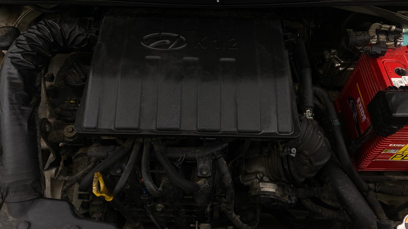 2022 Hyundai AURA SX 1.2 CNG, CNG, Manual, 1,01,211 km, Engine View