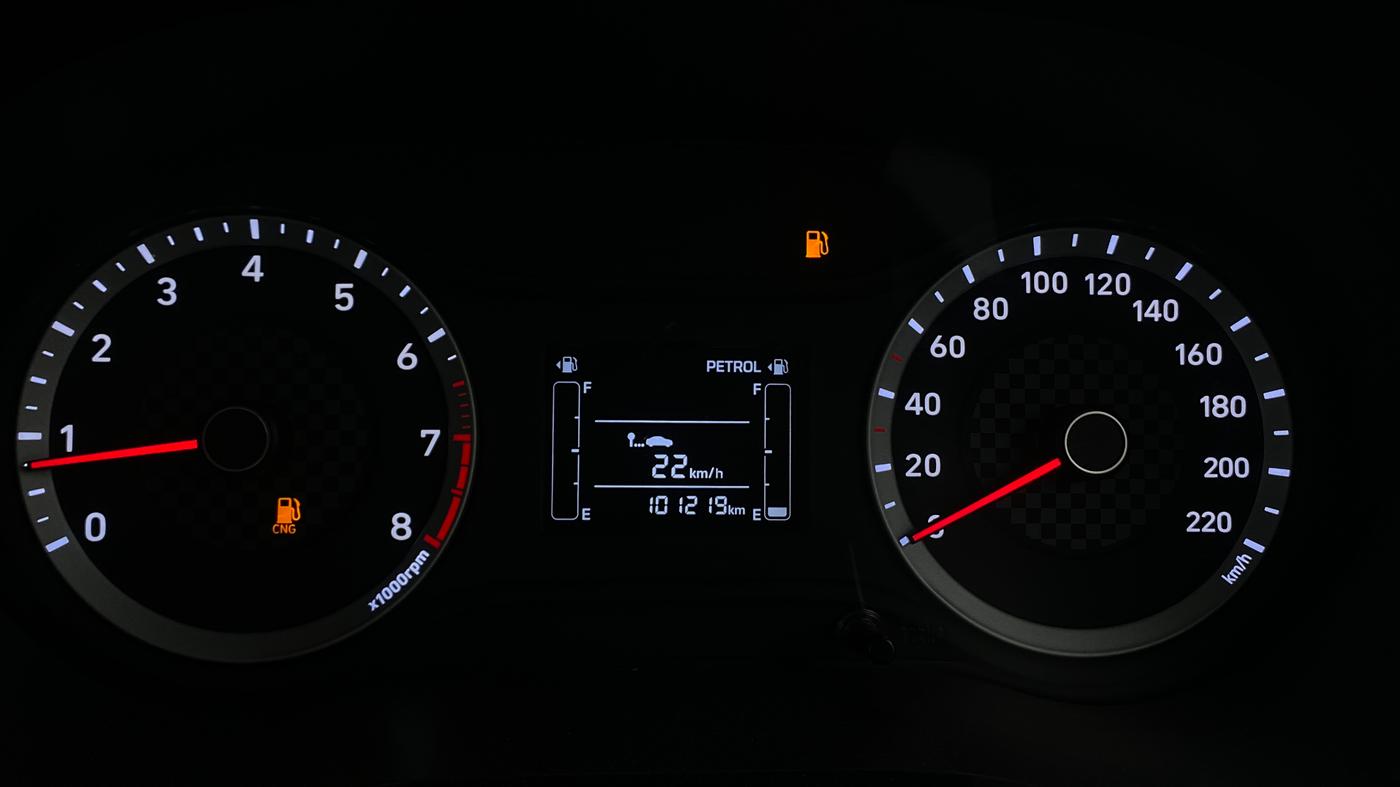 2022 Hyundai AURA SX 1.2 CNG, CNG, Manual, 1,01,211 km, Odometer Image