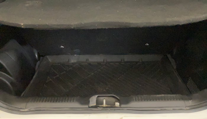 2023 Maruti Swift LXI, Petrol, Manual, 39,516 km, Boot Inside