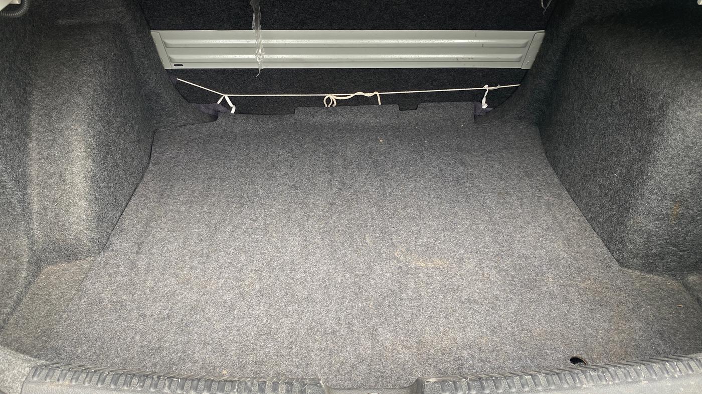 2014 Volkswagen Vento COMFORTLINE TSI AT PETROL, Petrol, Automatic, 36,400 km, Boot Inside