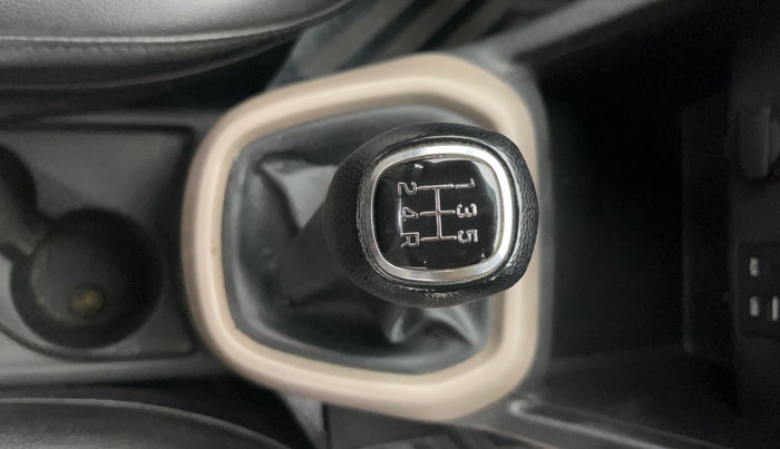 2015 Hyundai Grand i10 SPORTZ 1.2 KAPPA VTVT, Petrol, Manual, 38,450 km, Gear Lever