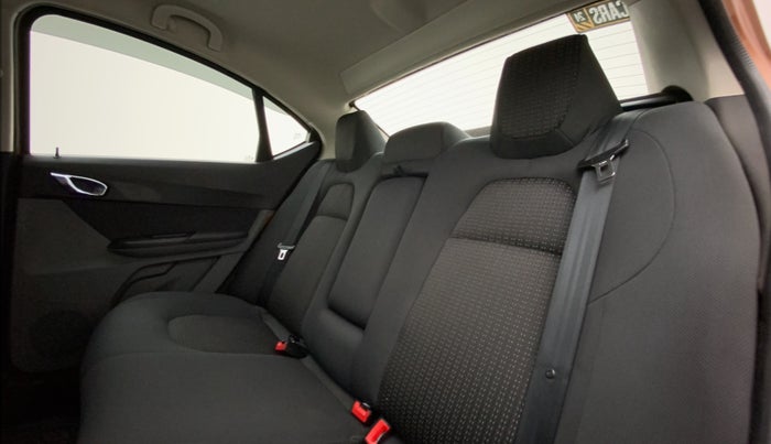 2017 Tata TIGOR XZA PETROL, Petrol, Automatic, 94,257 km, Right Side Rear Door Cabin