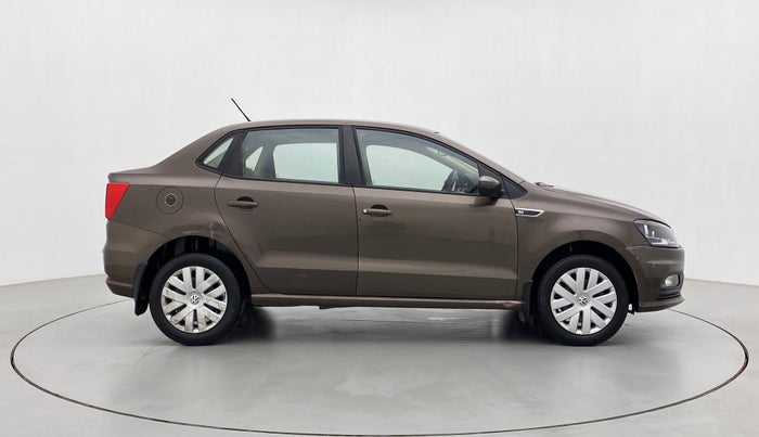 2017 Volkswagen Ameo COMFORTLINE 1.2L, Petrol, Manual, 94,674 km, Right Side View