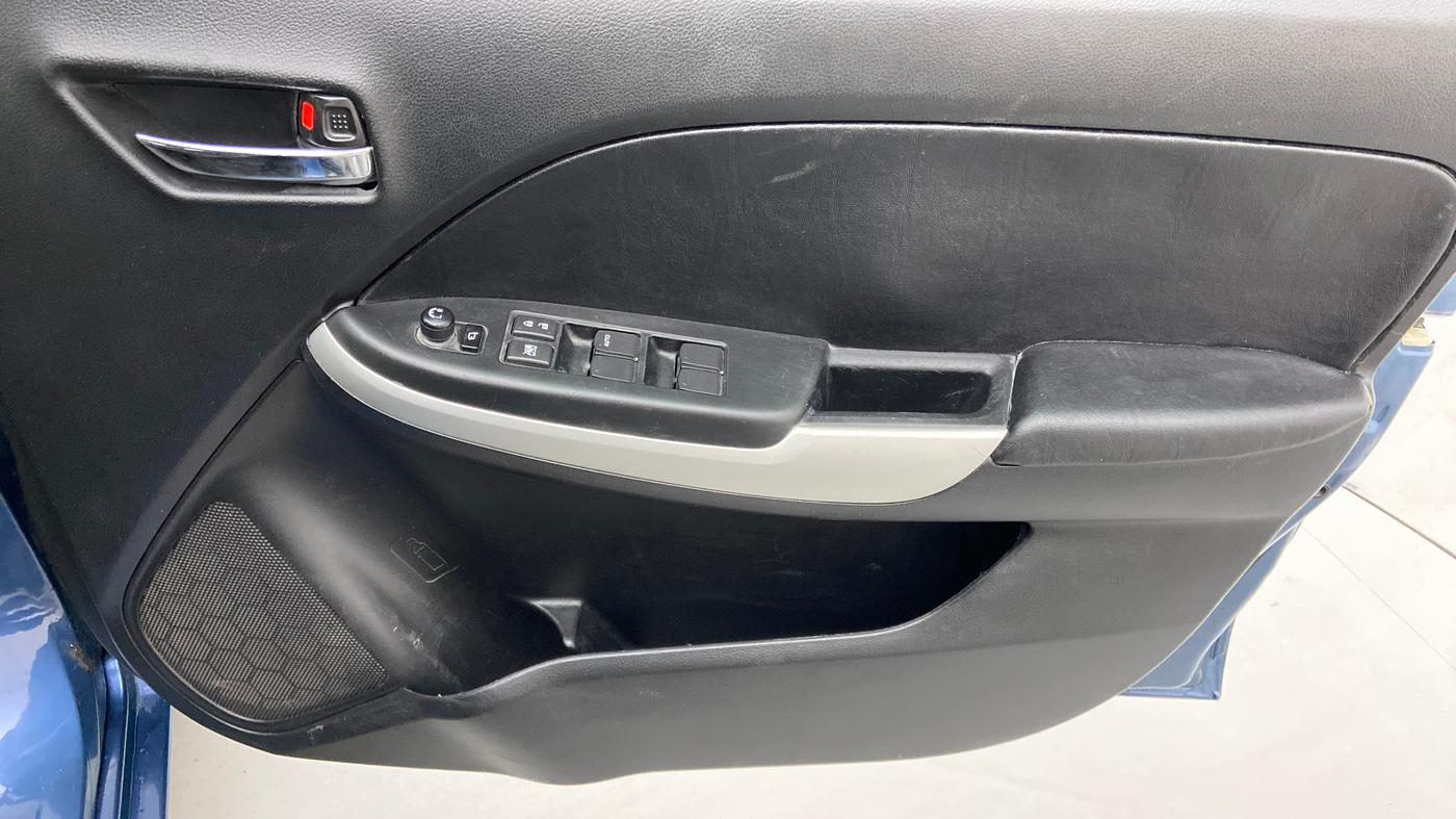 2016 Maruti Baleno ZETA DIESEL 1.3, Diesel, Manual, 66,462 km, Driver Side Door Panels Control