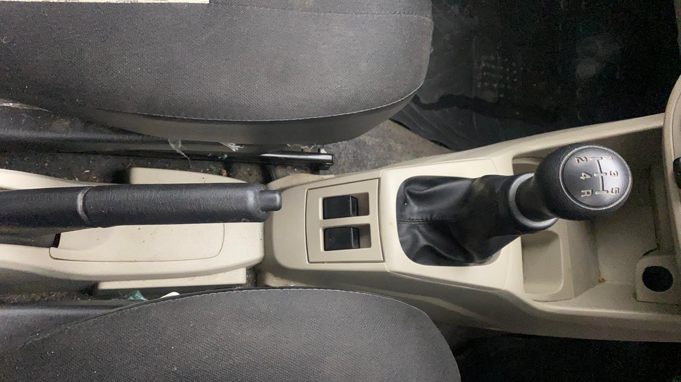 2019 Maruti Alto LXI O, Petrol, Manual, 14,377 km, Gear Lever