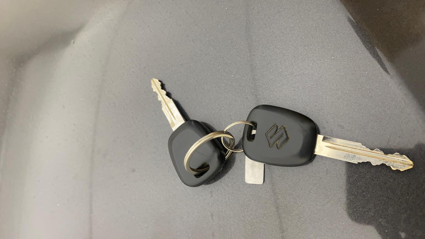 2019 Maruti Alto LXI O, Petrol, Manual, 14,377 km, Key Close Up