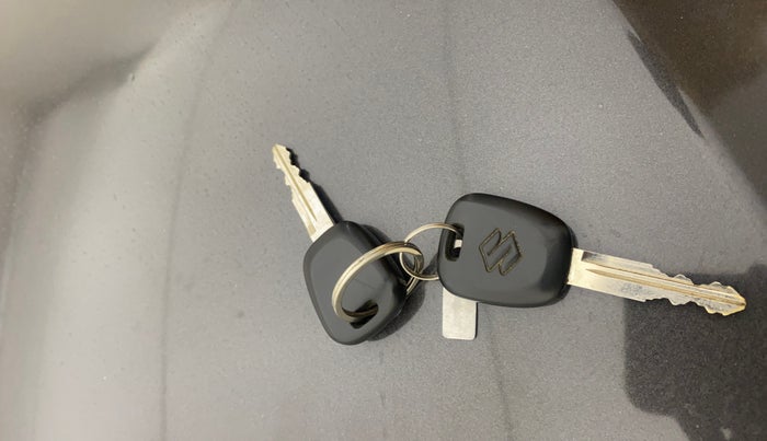 2019 Maruti Alto LXI O, Petrol, Manual, 14,377 km, Key Close Up