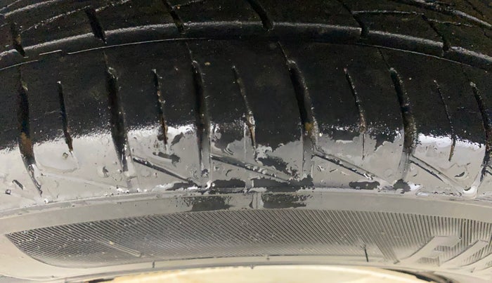 2019 Maruti Alto LXI O, Petrol, Manual, 14,377 km, Right Rear Tyre Tread