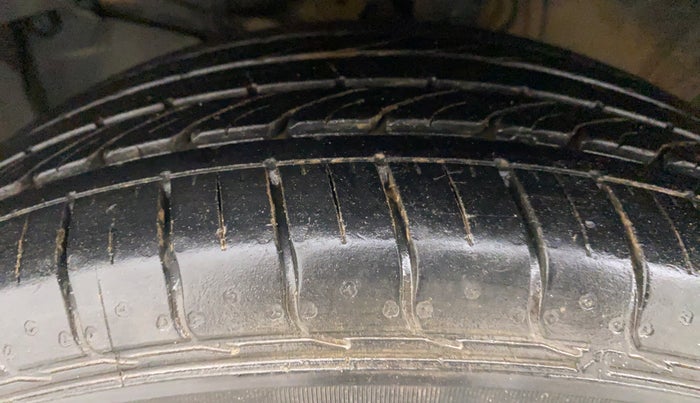 2021 Honda WR-V 1.2L I-VTEC VX MT, Petrol, Manual, 8,125 km, Left Front Tyre Tread