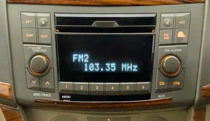 2012 Maruti Ertiga ZXI, CNG, Manual, 1,13,716 km, Infotainment System