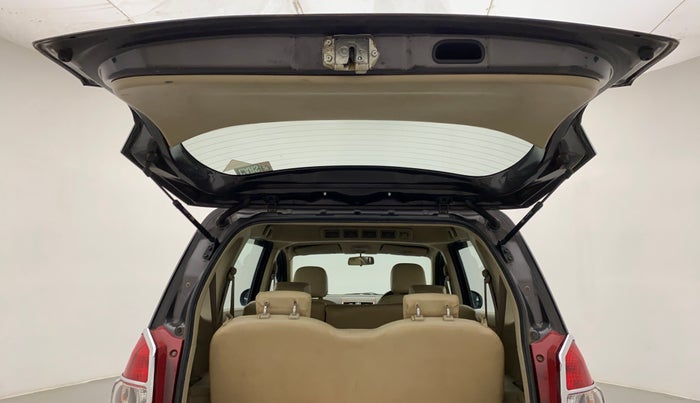 2012 Maruti Ertiga ZXI, CNG, Manual, 1,13,716 km, Boot Door Open