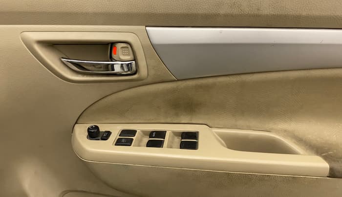 2016 Maruti Ertiga VXI, Petrol, Manual, 45,134 km, Driver Side Door Panels Control