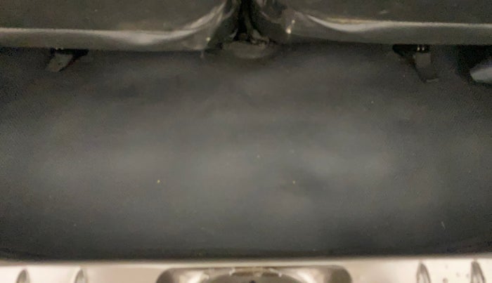 2022 Renault TRIBER RXZ AMT, Petrol, Automatic, 26,341 km, Boot Inside