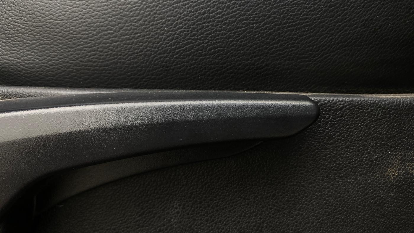 2019 Tata Tiago XZ PETROL, Petrol, Manual, 65,317 km, Driver Side Adjustment Panel