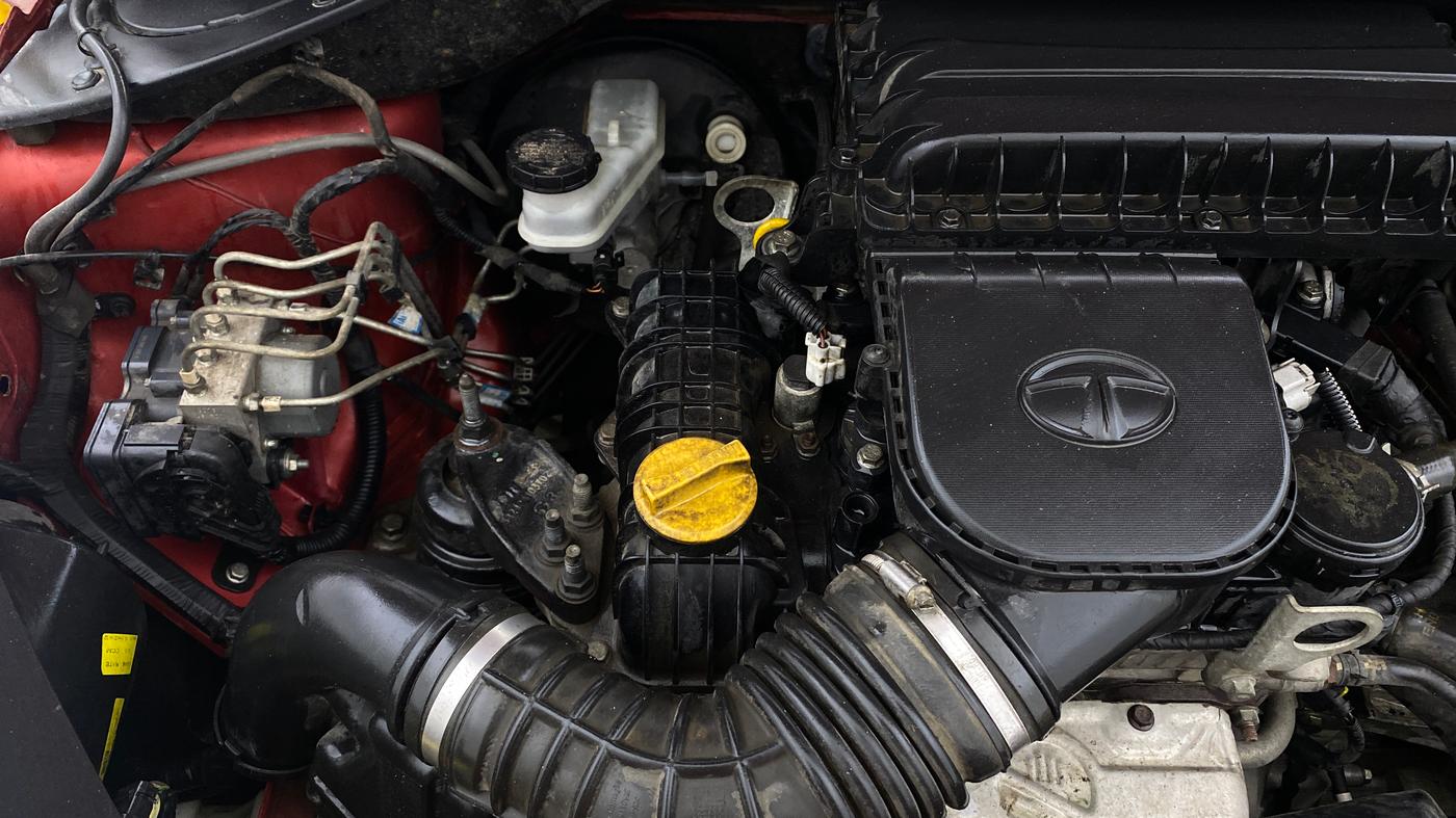 2019 Tata Tiago XZ PETROL, Petrol, Manual, 65,317 km, Engine View - Right