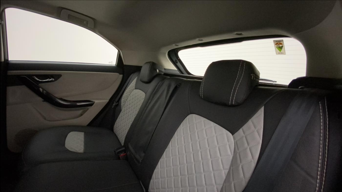 2021 Tata NEXON XZ PLUS PETROL SUNROOF, Petrol, Manual, 50,554 km, Right Side Rear Door Cabin