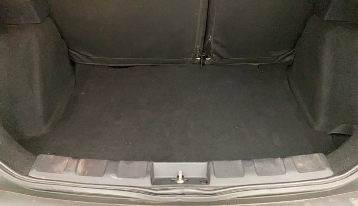 2021 Tata NEXON XZ PLUS PETROL SUNROOF, Petrol, Manual, 50,554 km, Boot Inside