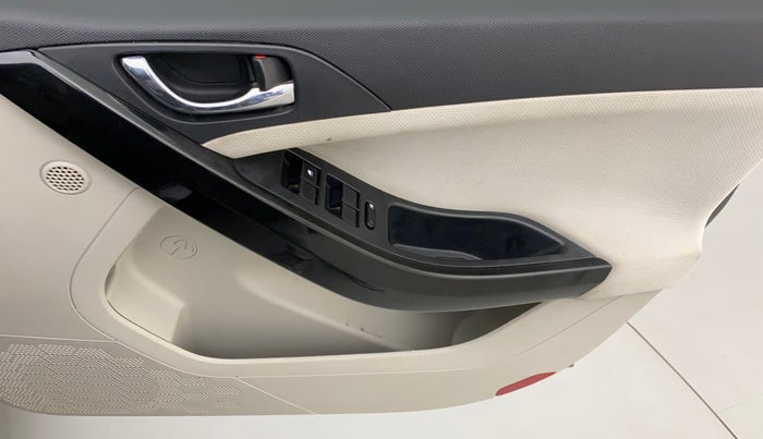 2021 Tata NEXON XZ PLUS PETROL SUNROOF, Petrol, Manual, 50,554 km, Driver Side Door Panels Control