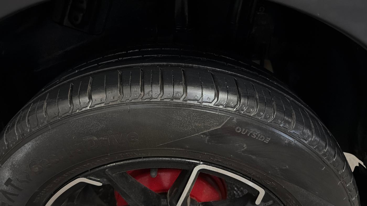 2021 Tata NEXON XE PETROL, Petrol, Manual, 97,080 km, Left Rear Tyre Tread