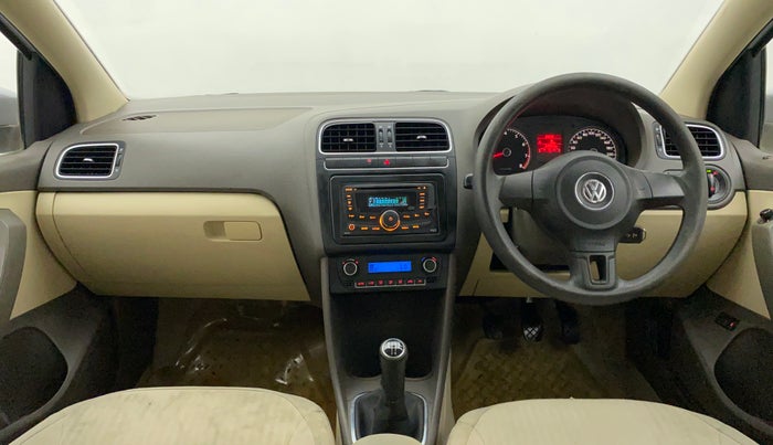 2012 Volkswagen Vento HIGHLINE 1.6 MPI, Petrol, Manual, 63,550 km, Dashboard