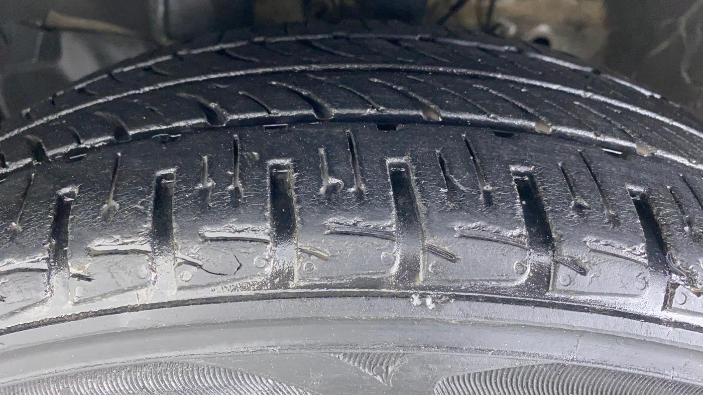 2014 Honda City SV MT PETROL, Petrol, Manual, 60,378 km, Left Front Tyre Tread