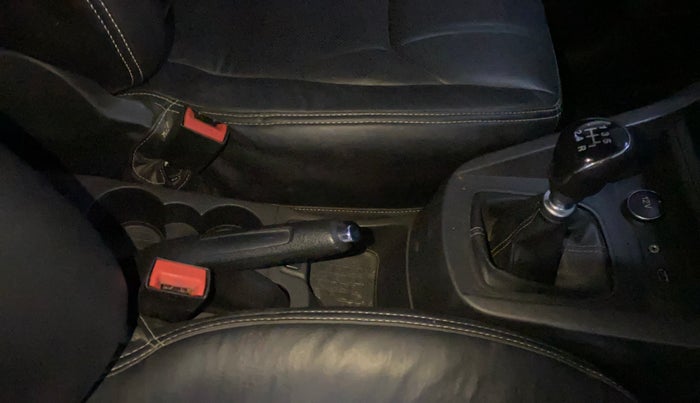 2021 Ford FREESTYLE TITANIUM PLUS 1.5 DIESEL, Diesel, Manual, 85,909 km, Gear Lever