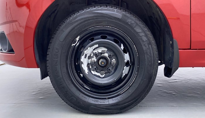 2019 Tata Tiago XE 1.2 REVOTRON, Petrol, Manual, 7,114 km, Left Front Wheel