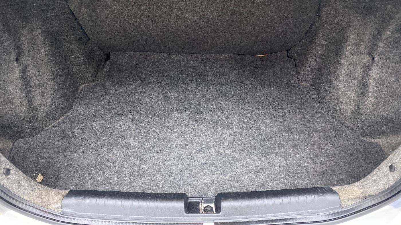 2016 Honda Amaze 1.2 SMT I VTEC, Petrol, Manual, 40,271 km, Boot Inside