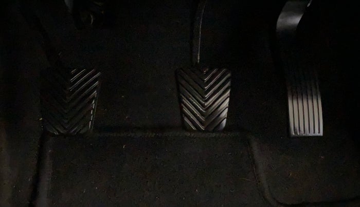 2020 Hyundai VENUE SX 1.0 TURBO, Petrol, Manual, 26,532 km, Pedals