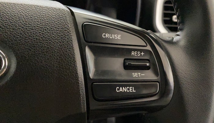 2020 Hyundai VENUE SX 1.0 TURBO, Petrol, Manual, 26,532 km, Adaptive Cruise Control