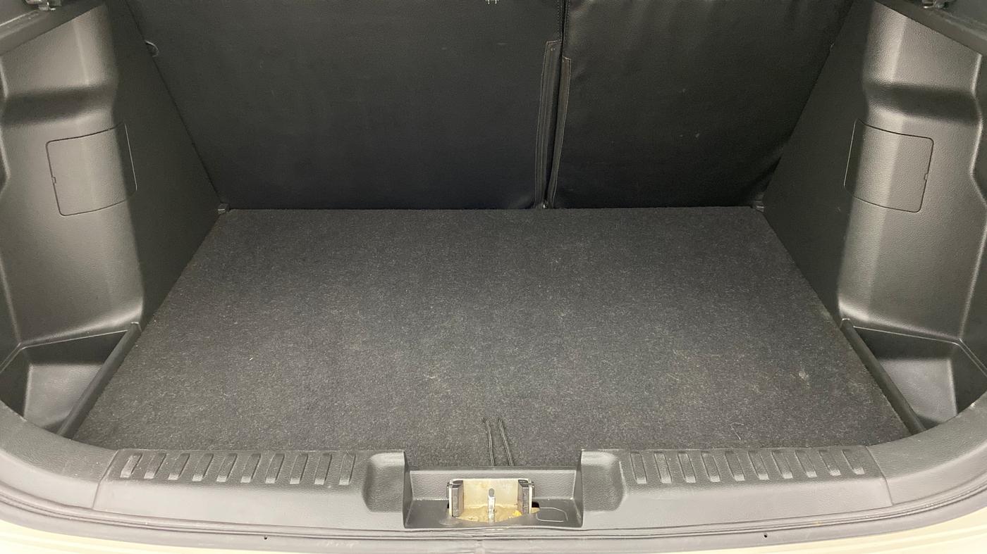 2019 Maruti Vitara Brezza ZDI AMT, Diesel, Automatic, 94,202 km, Boot Inside