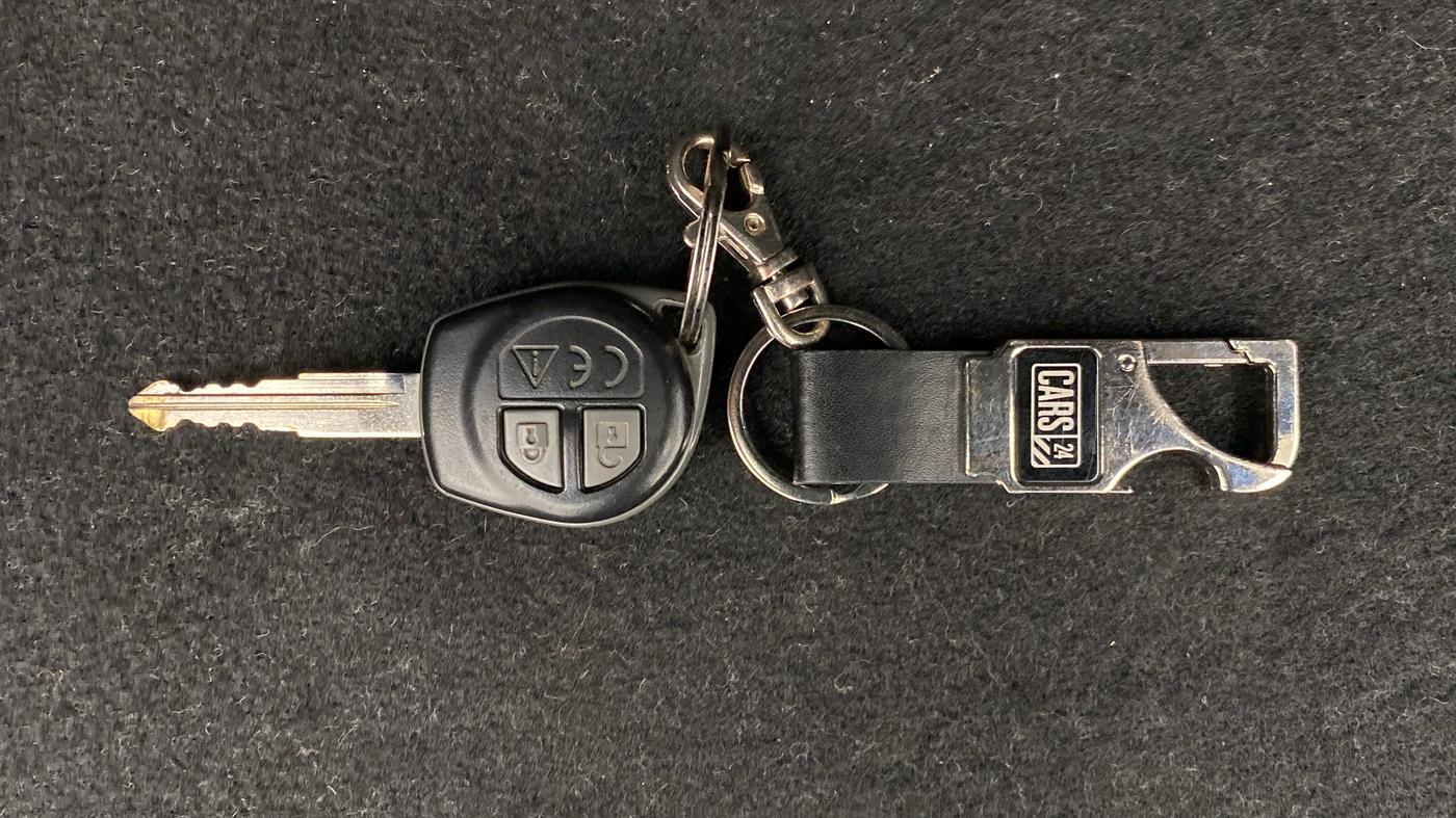 2019 Maruti Vitara Brezza ZDI AMT, Diesel, Automatic, 94,202 km, Key Close Up