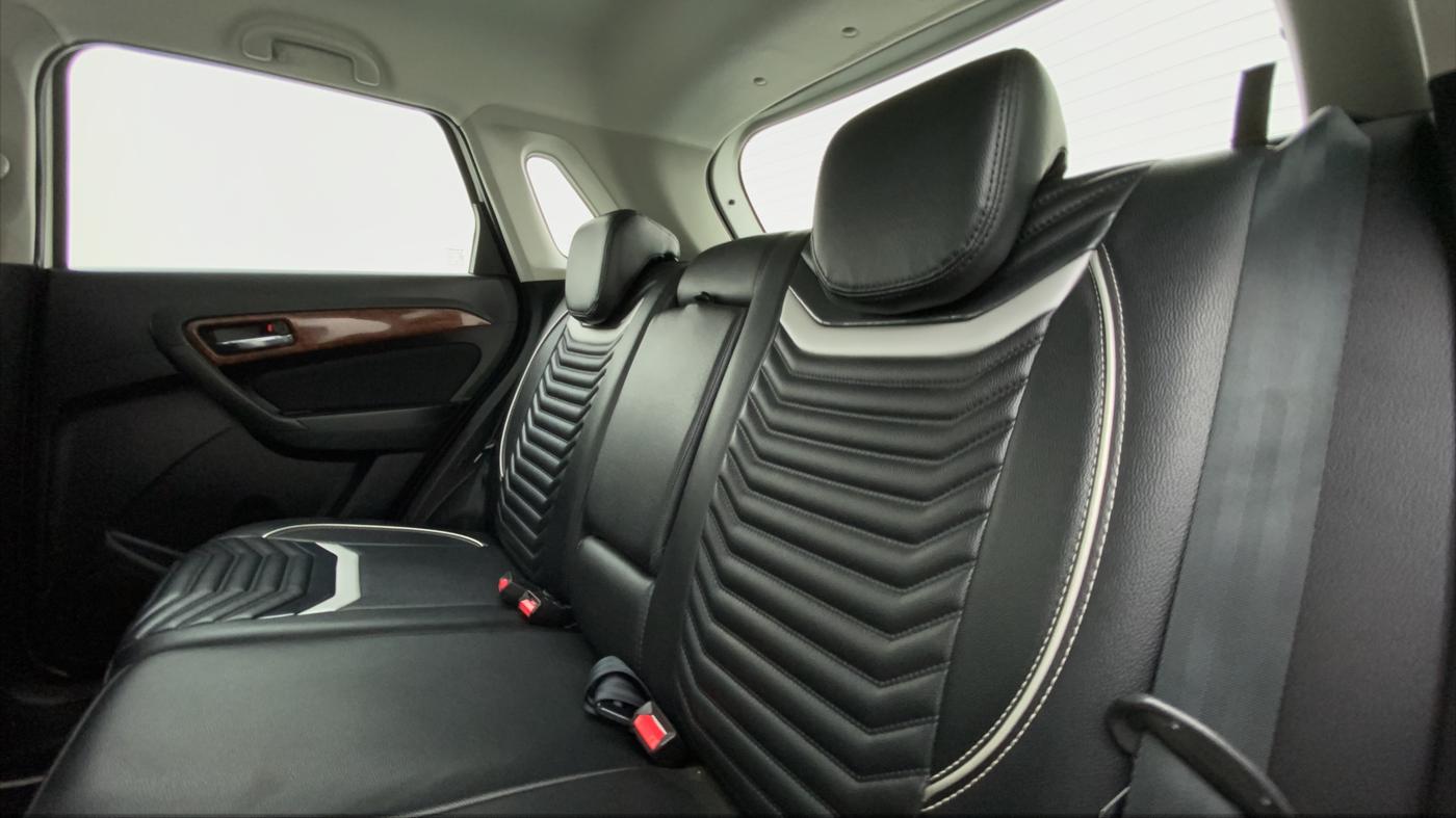2019 Maruti Vitara Brezza ZDI AMT, Diesel, Automatic, 94,202 km, Right Side Rear Door Cabin