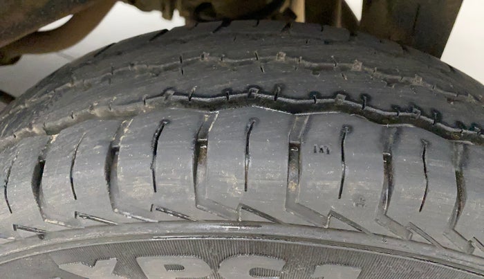 2023 Maruti Eeco 5 STR AC, Petrol, Manual, 11,798 km, Left Rear Tyre Tread